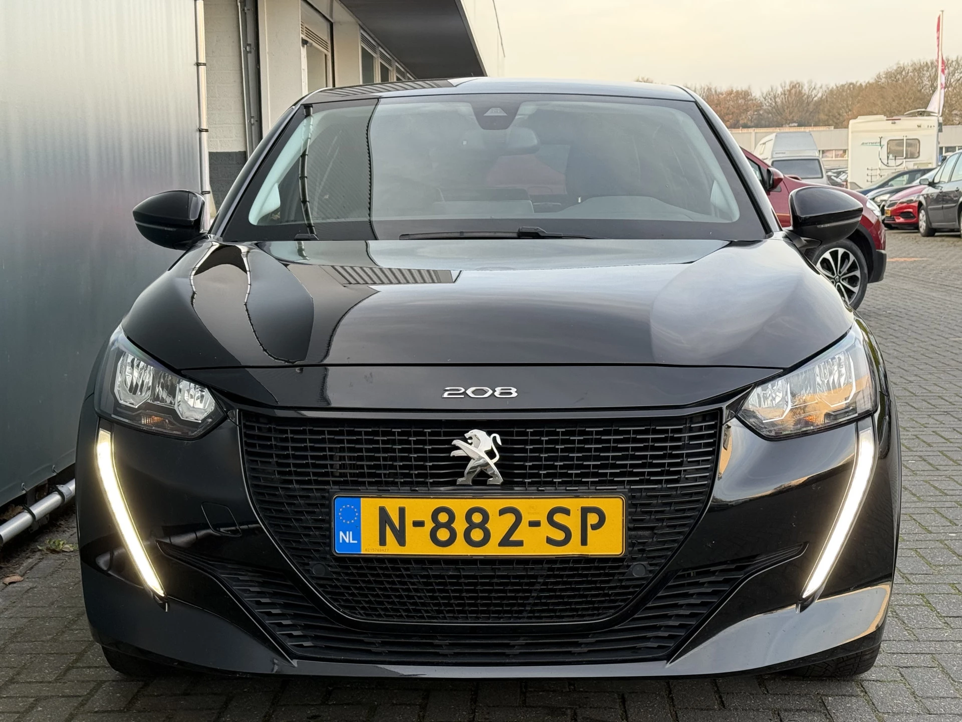 Hoofdafbeelding Peugeot e-208