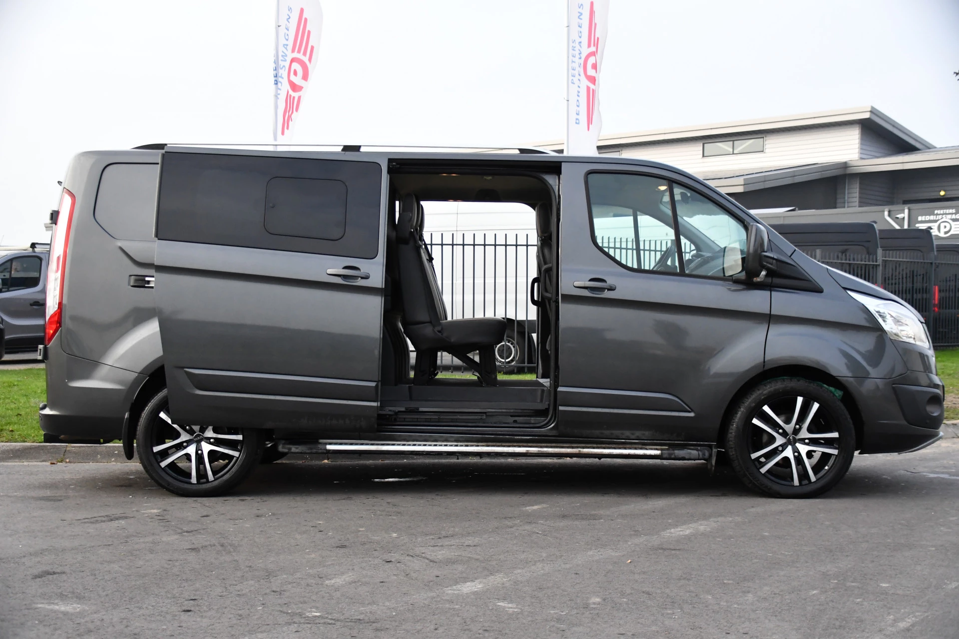 Hoofdafbeelding Ford Transit Custom