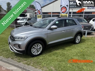 Volkswagen T-Roc 1.5 TSI Life Business ADAPT.CRUISE/CARPLAY/AUTOMAAT