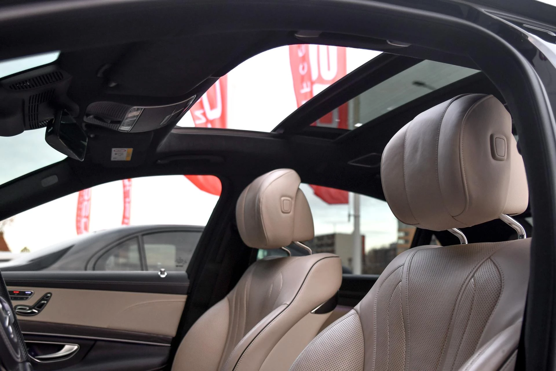 Hoofdafbeelding Mercedes-Benz S-Klasse