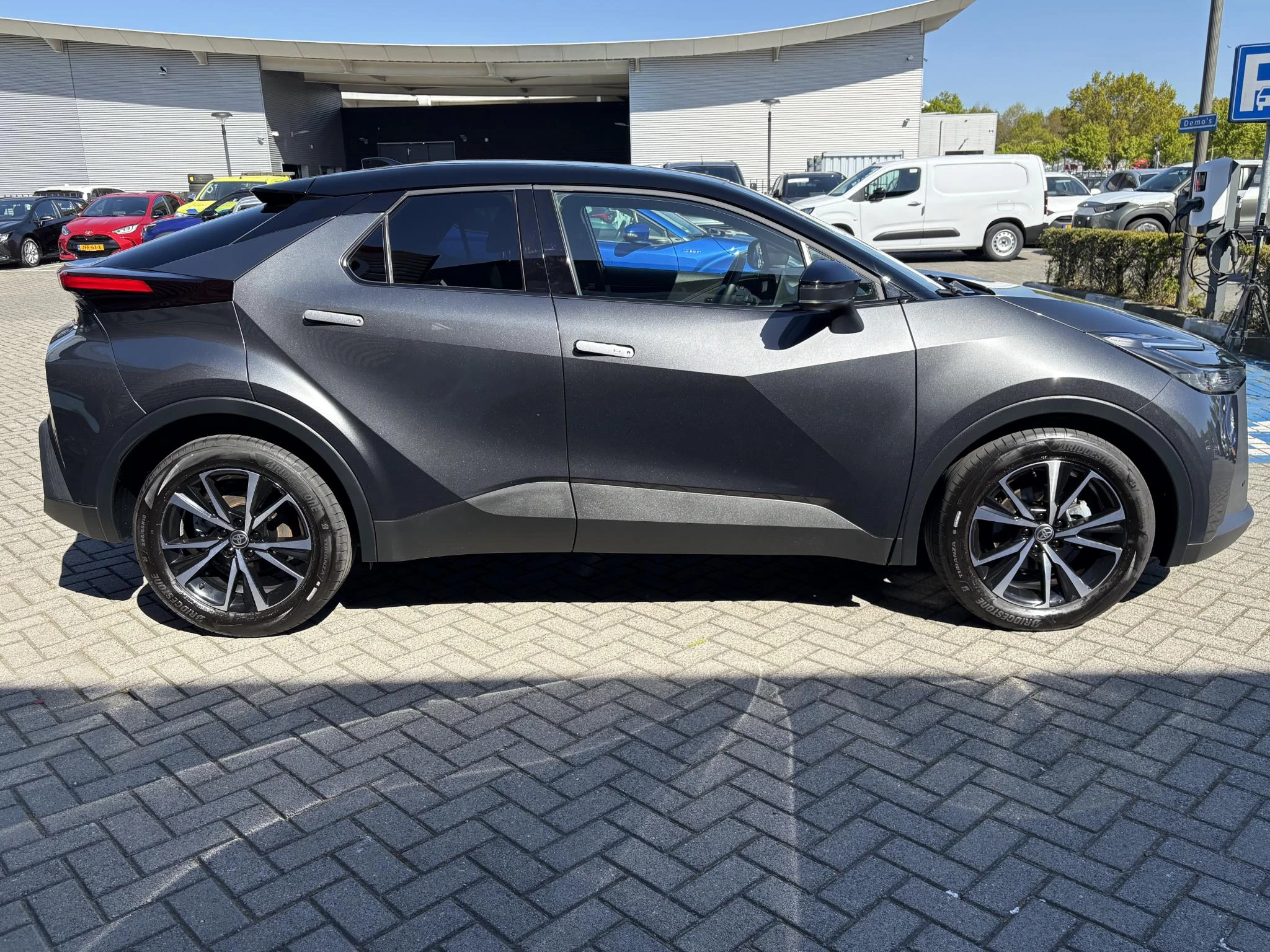 Hoofdafbeelding Toyota C-HR