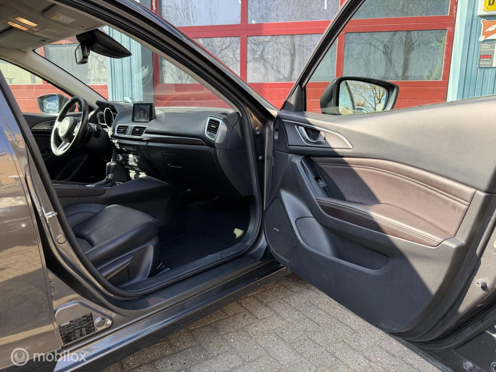 Hoofdafbeelding Mazda 3