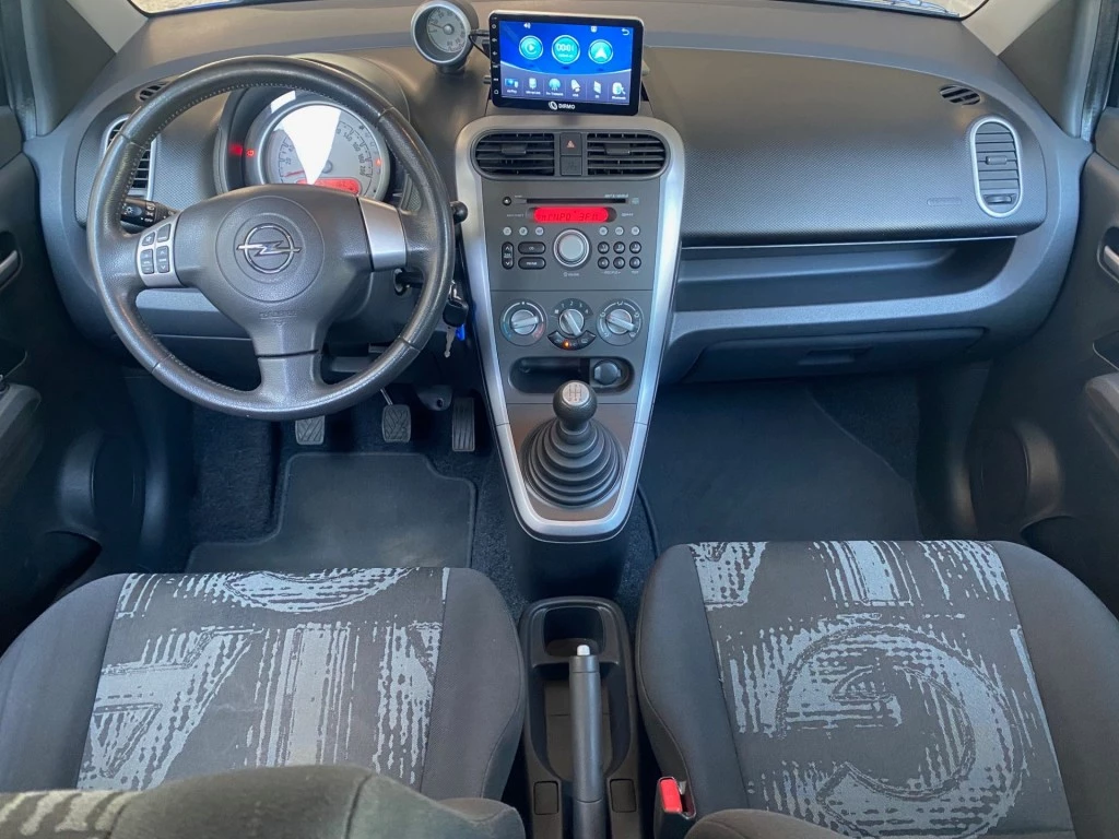 Hoofdafbeelding Opel Agila