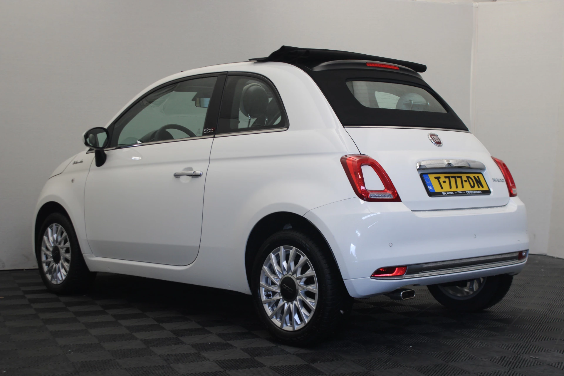Hoofdafbeelding Fiat 500C