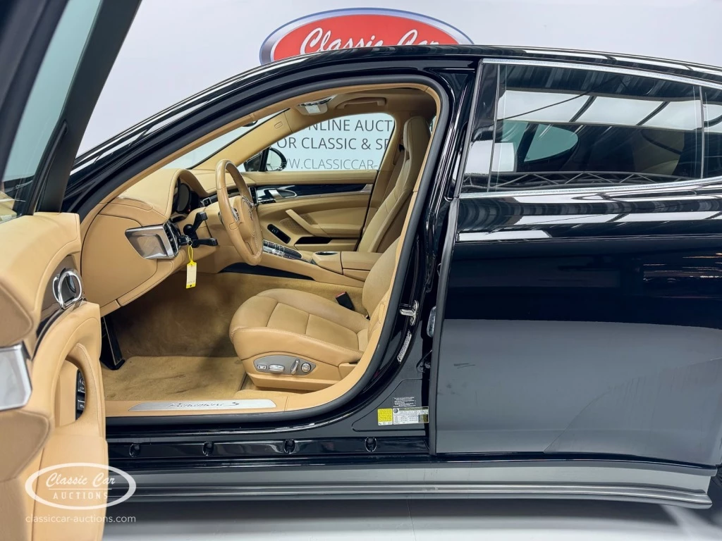 Hoofdafbeelding Porsche Panamera