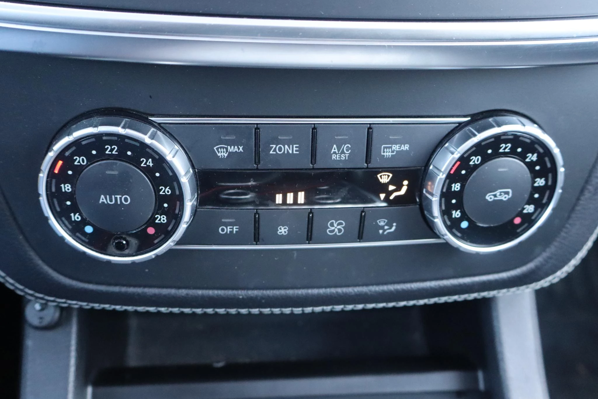 Hoofdafbeelding Mercedes-Benz M-Klasse