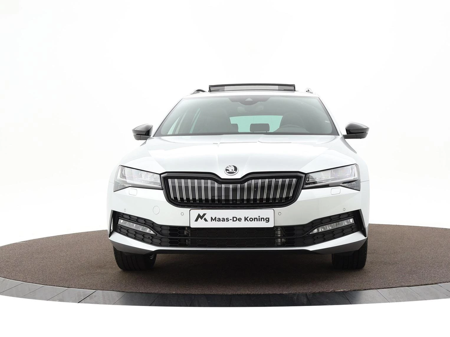 Hoofdafbeelding Škoda Superb