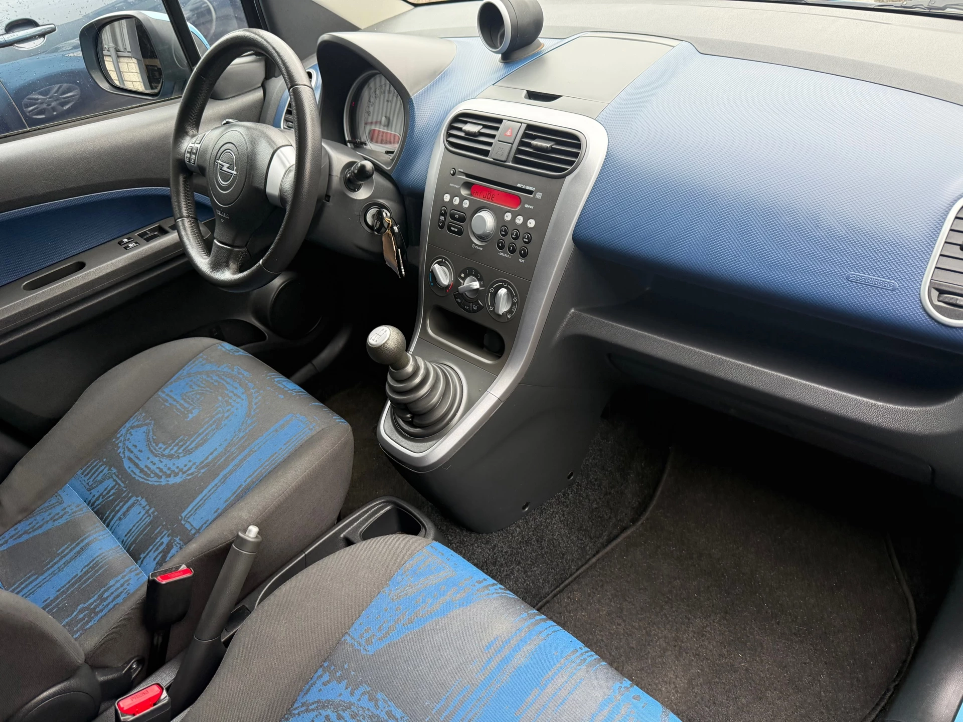 Hoofdafbeelding Opel Agila