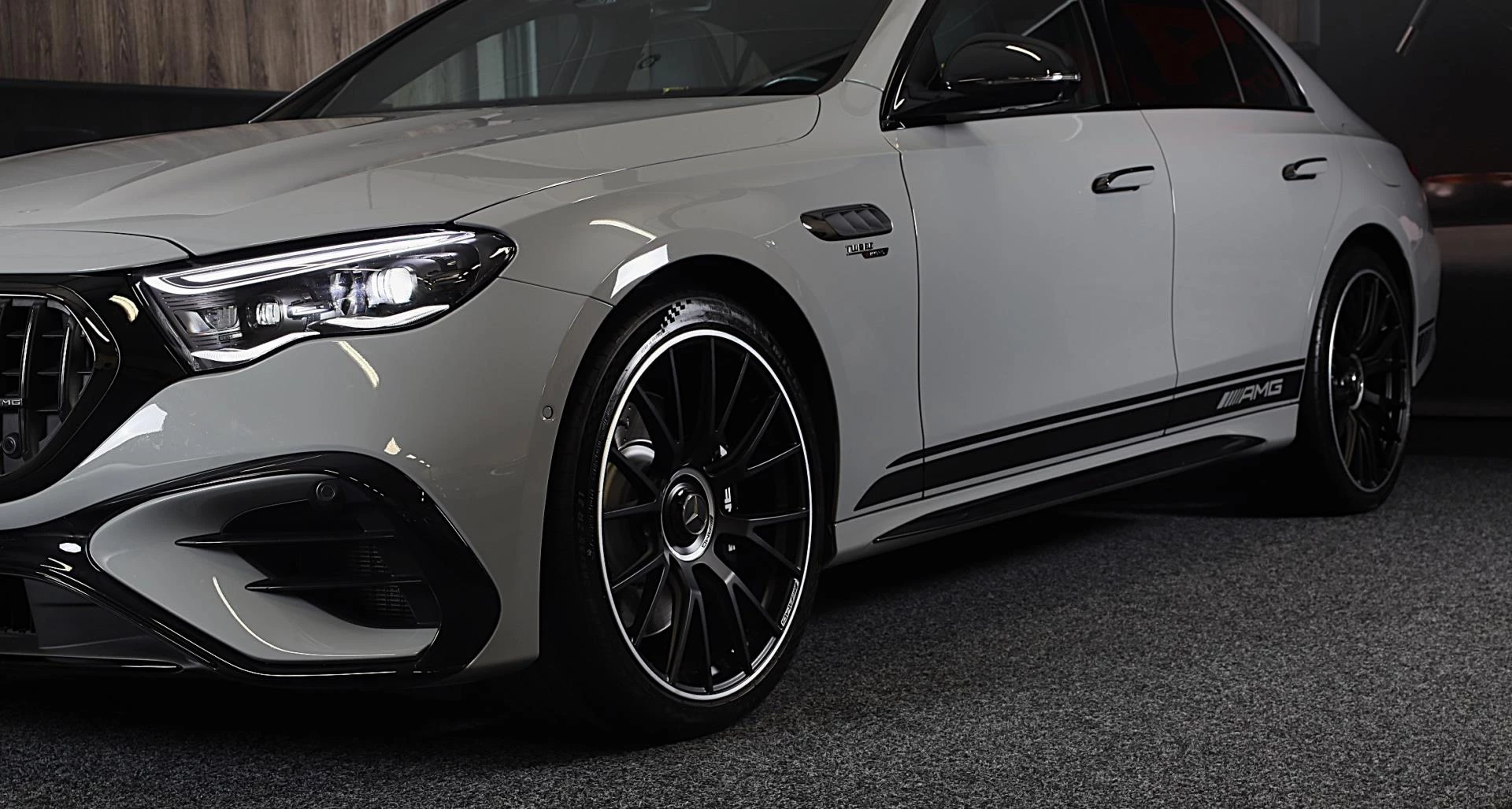 Hoofdafbeelding Mercedes-Benz E-Klasse