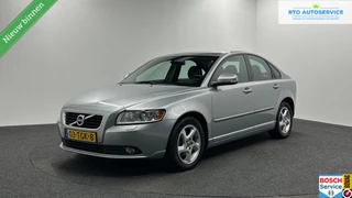 Hoofdafbeelding Volvo S40 Volvo S40 2.0 Business Edition LEER TREKHAAK CRUISE NAVIGATIE STOELVERWARIMING.