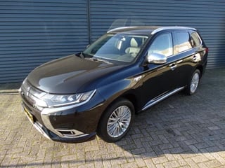 Hoofdafbeelding Mitsubishi Outlander Mitsubishi Outlander 2.4 PHEV Intense