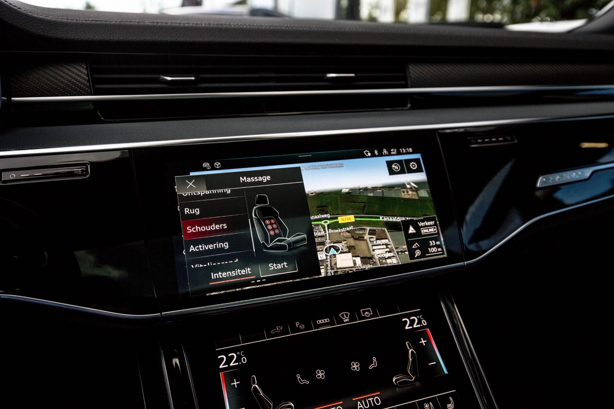 Hoofdafbeelding Audi A8