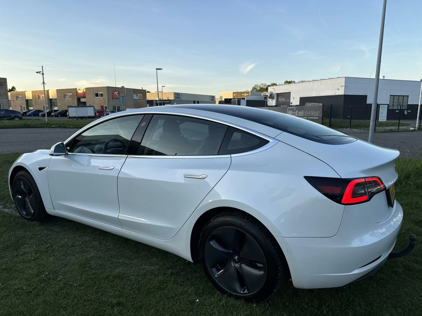 Hoofdafbeelding Tesla Model 3