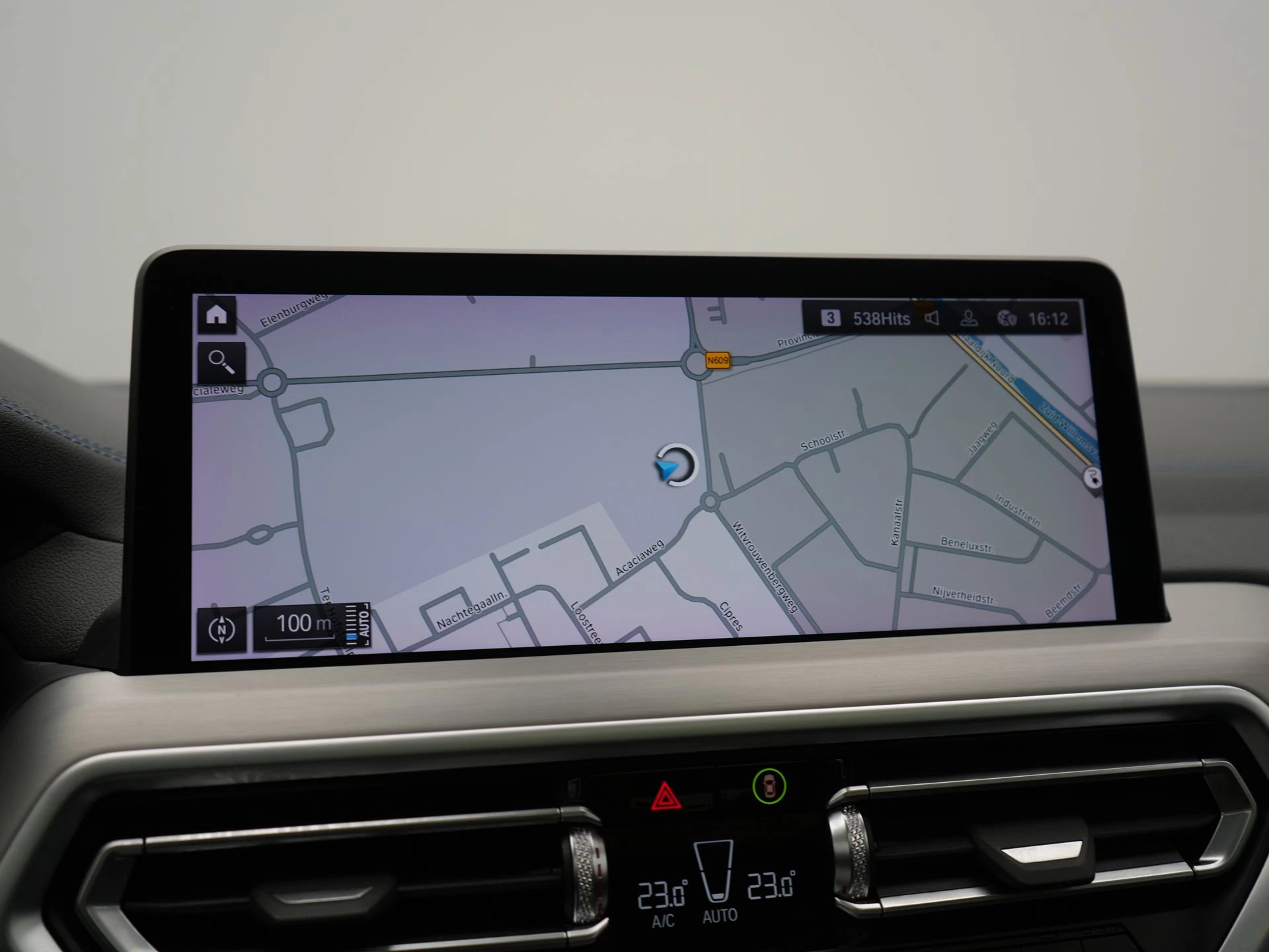 Hoofdafbeelding BMW iX3