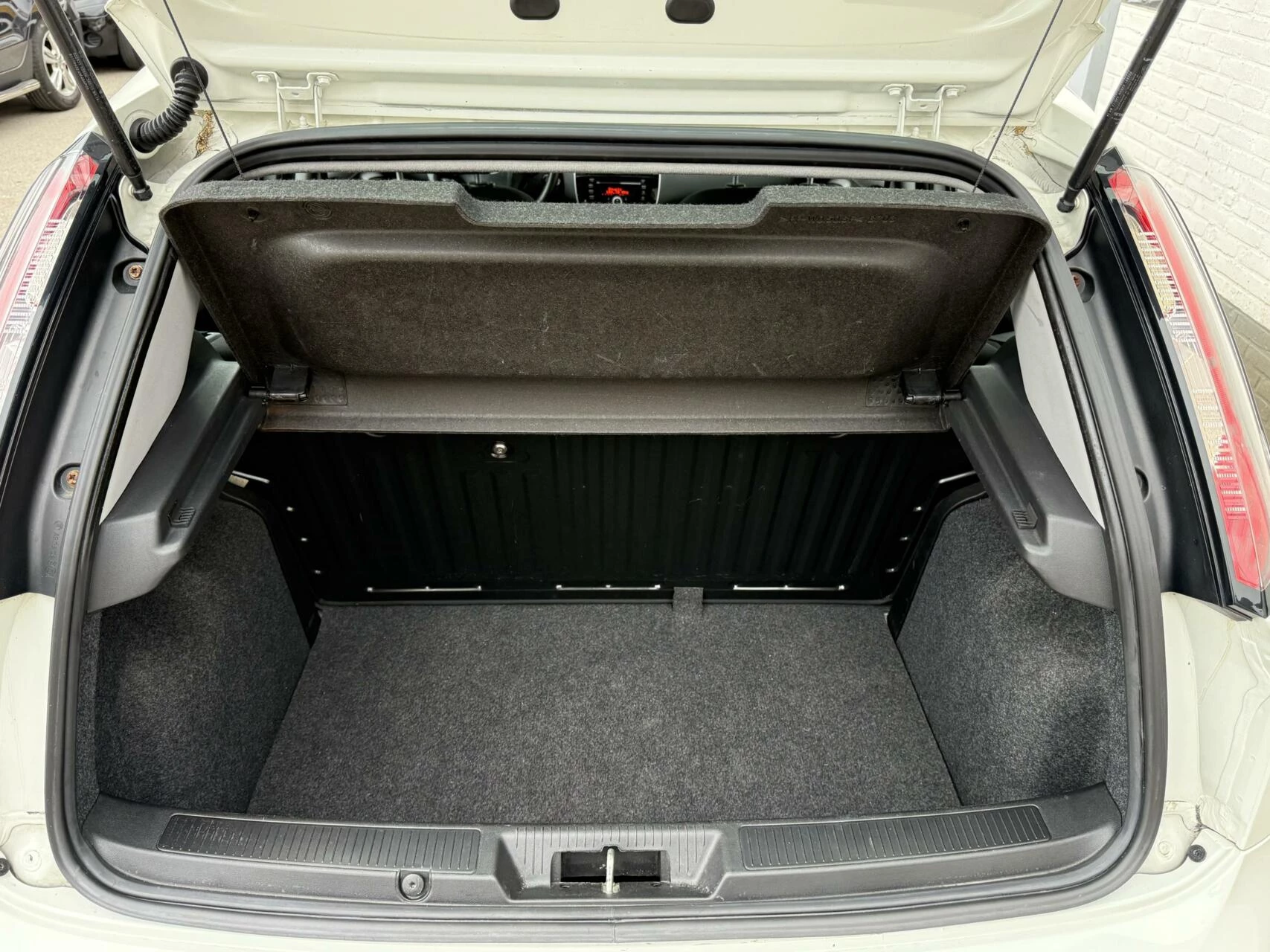 Hoofdafbeelding Fiat Punto