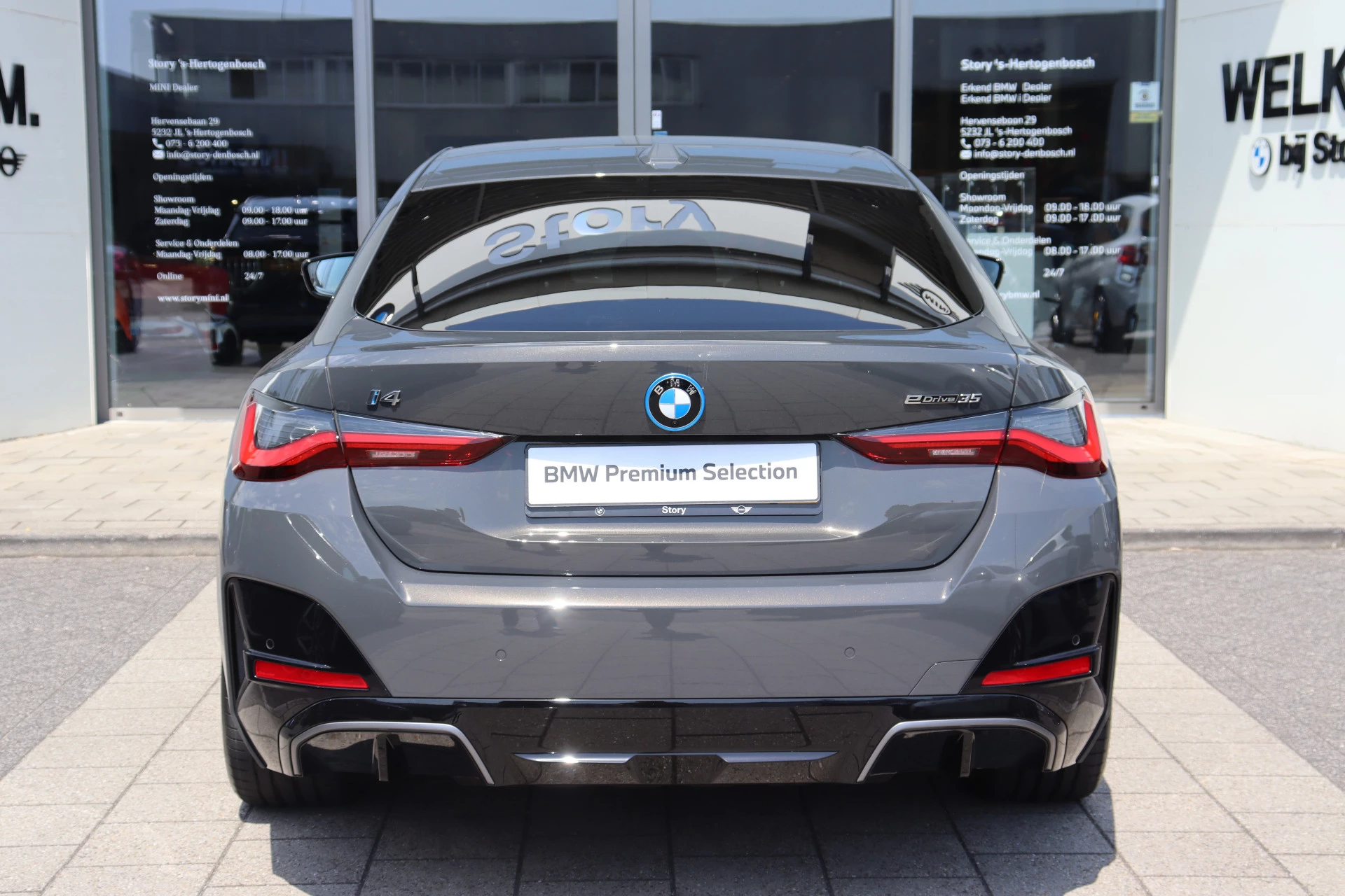 Hoofdafbeelding BMW i4