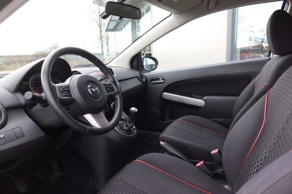 Hoofdafbeelding Mazda 2