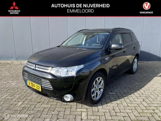 Mitsubishi Outlander 2.0 PHEV Intense + trekhaak sensoren v+a