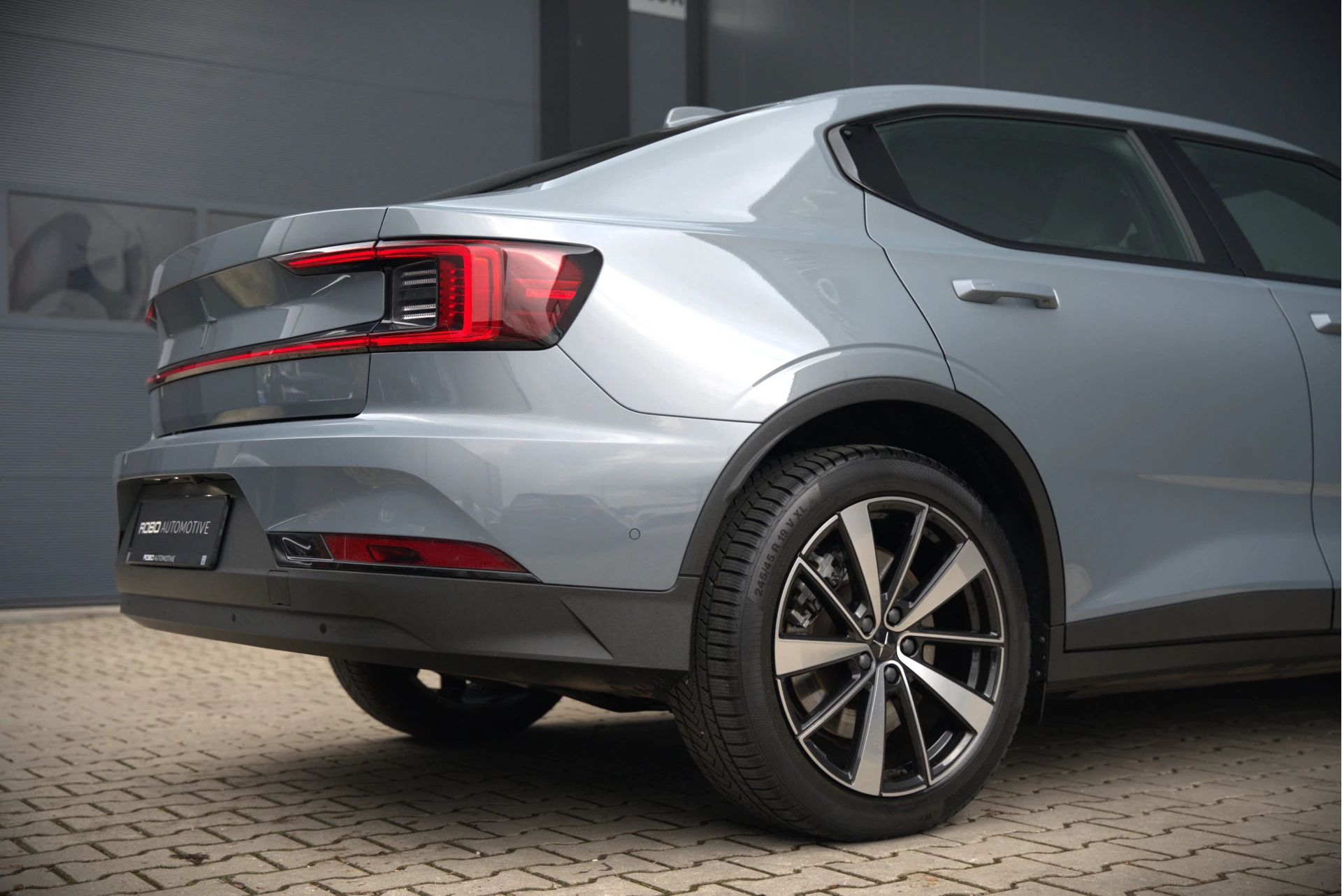 Hoofdafbeelding Polestar 2