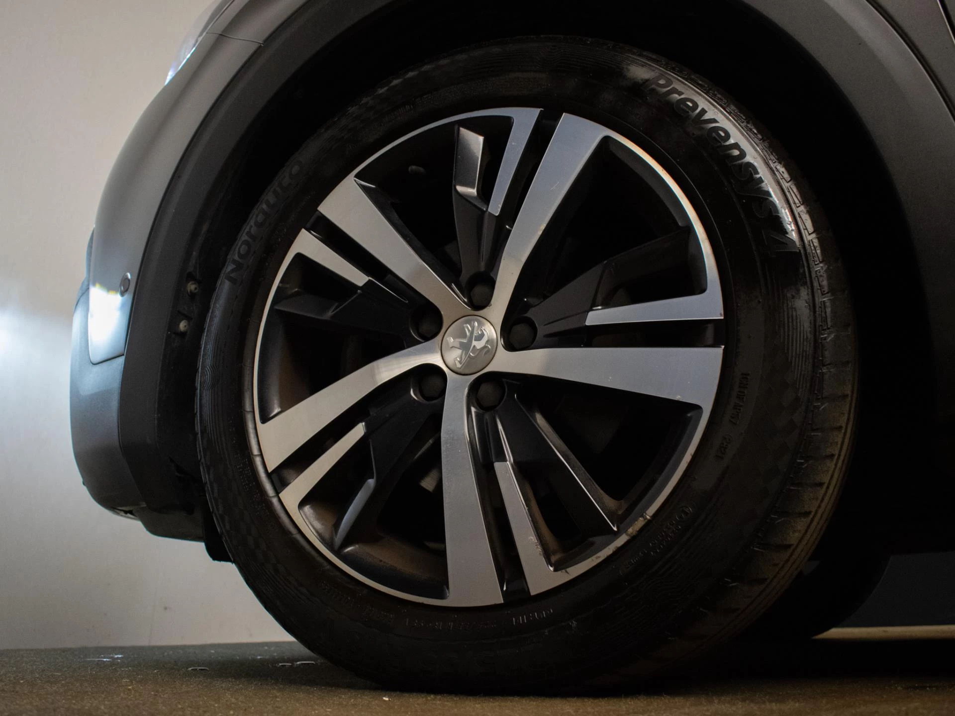 Hoofdafbeelding Peugeot 5008