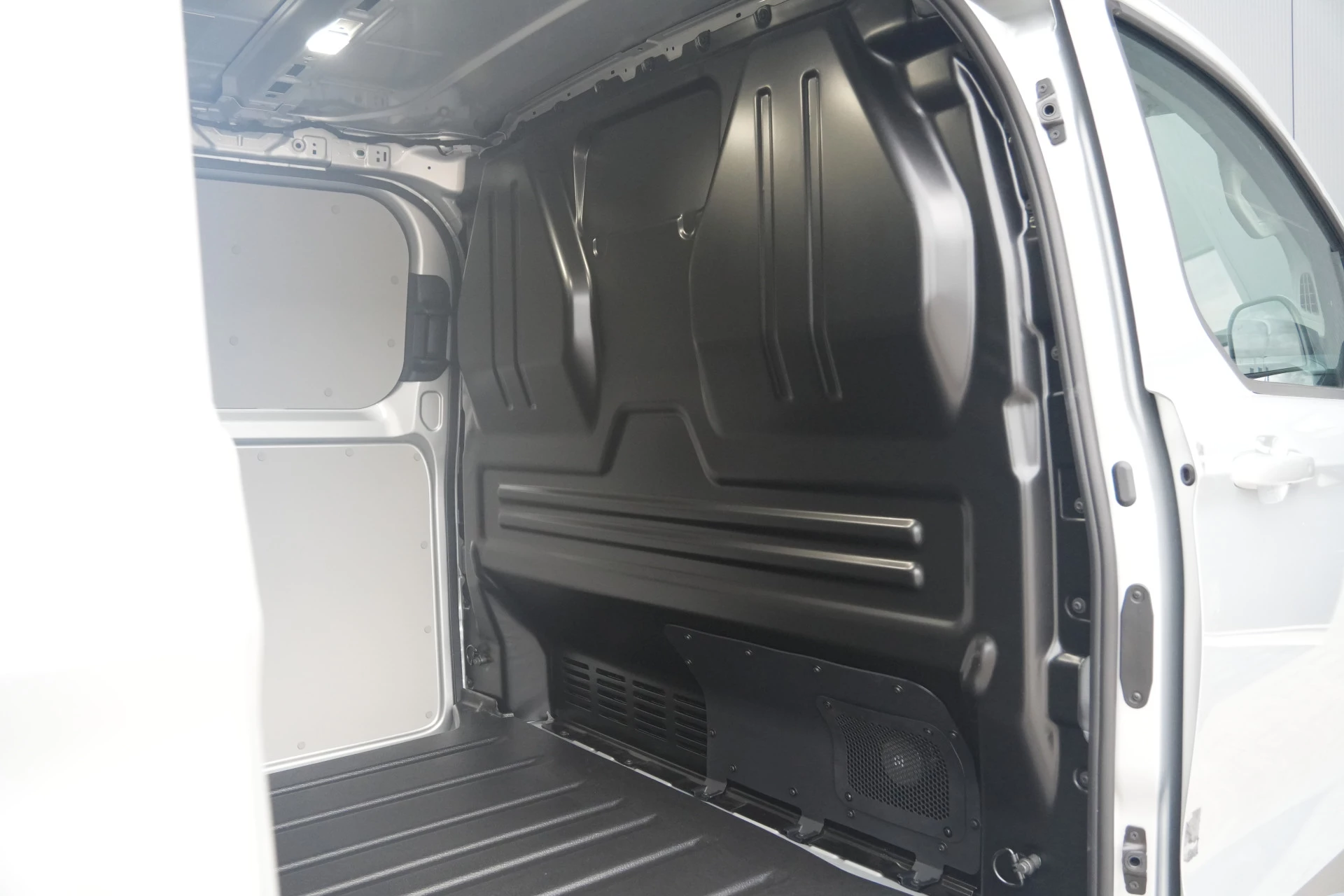 Hoofdafbeelding Ford E-Transit Custom