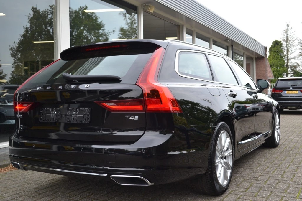 Hoofdafbeelding Volvo V90