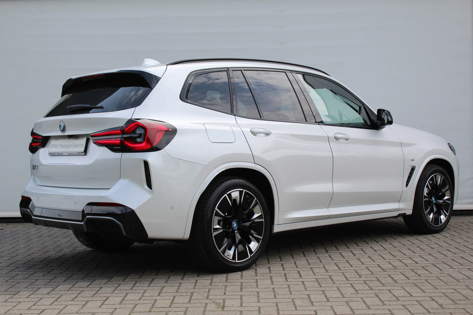 Hoofdafbeelding BMW iX3