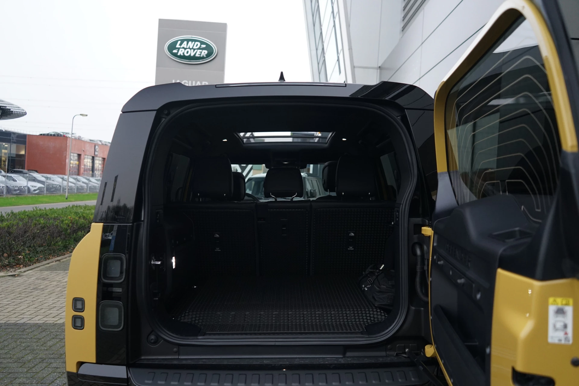 Hoofdafbeelding Land Rover Defender