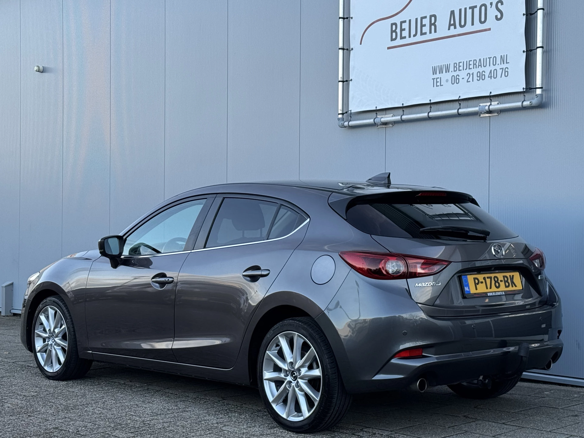 Hoofdafbeelding Mazda 3