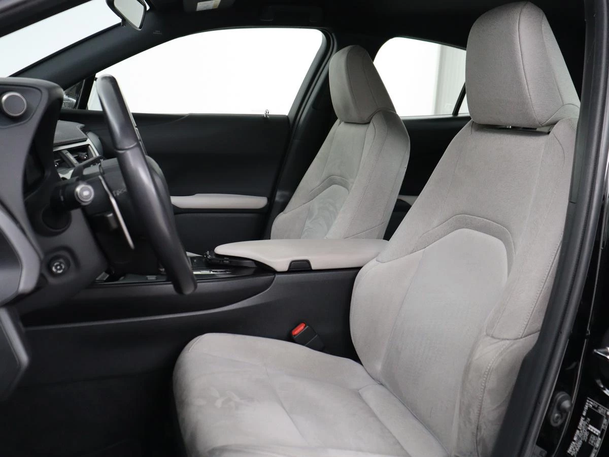 Hoofdafbeelding Lexus UX