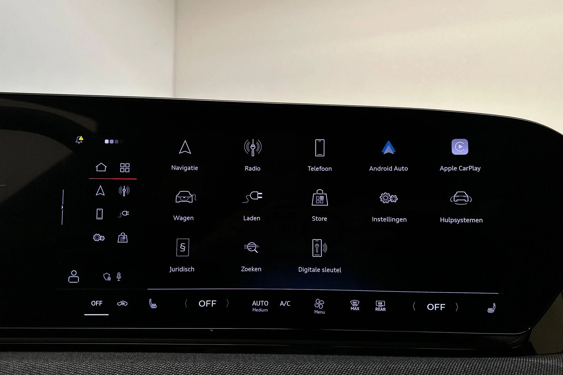 Hoofdafbeelding Audi A6 Avant e-tron
