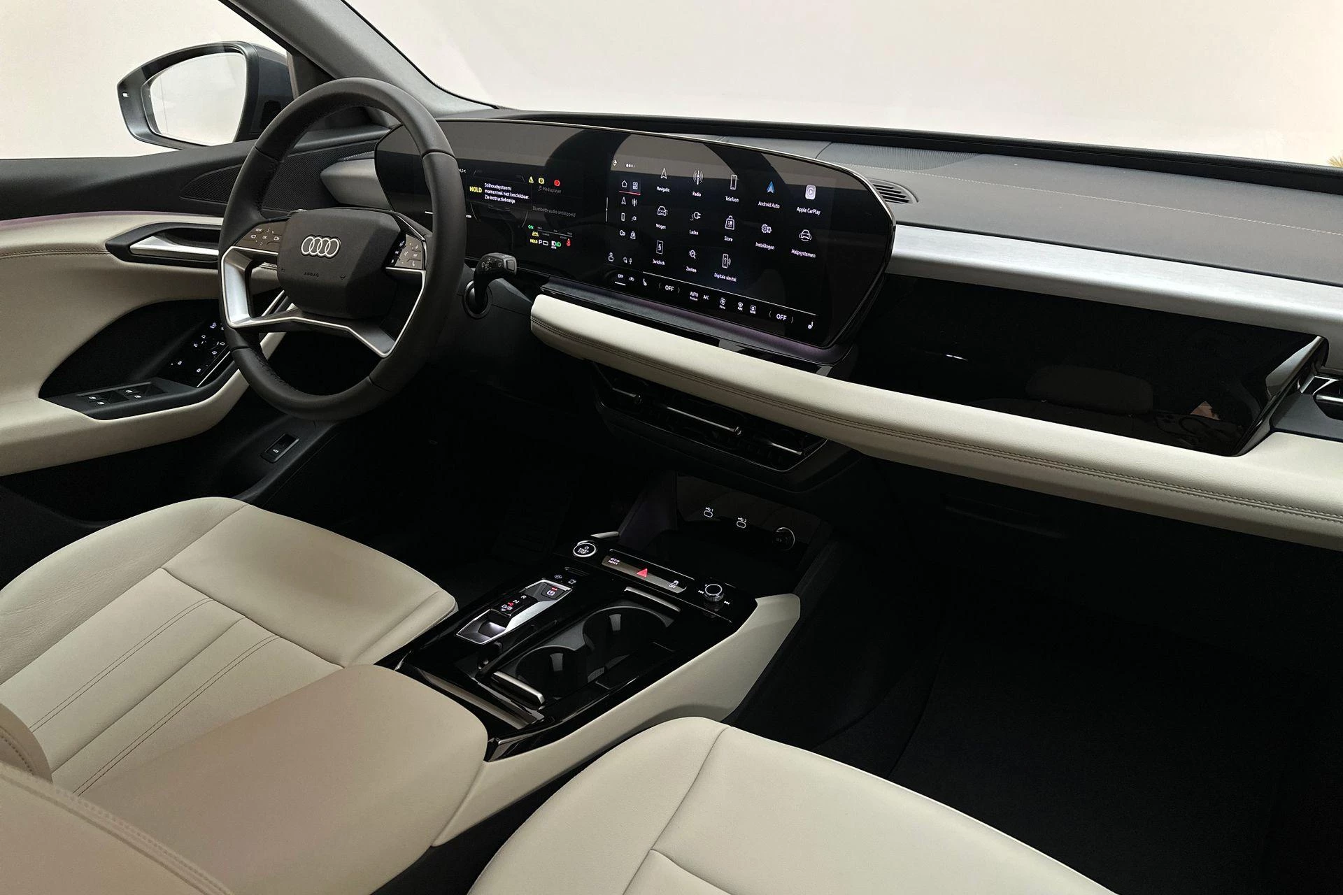 Hoofdafbeelding Audi Q6 e-tron