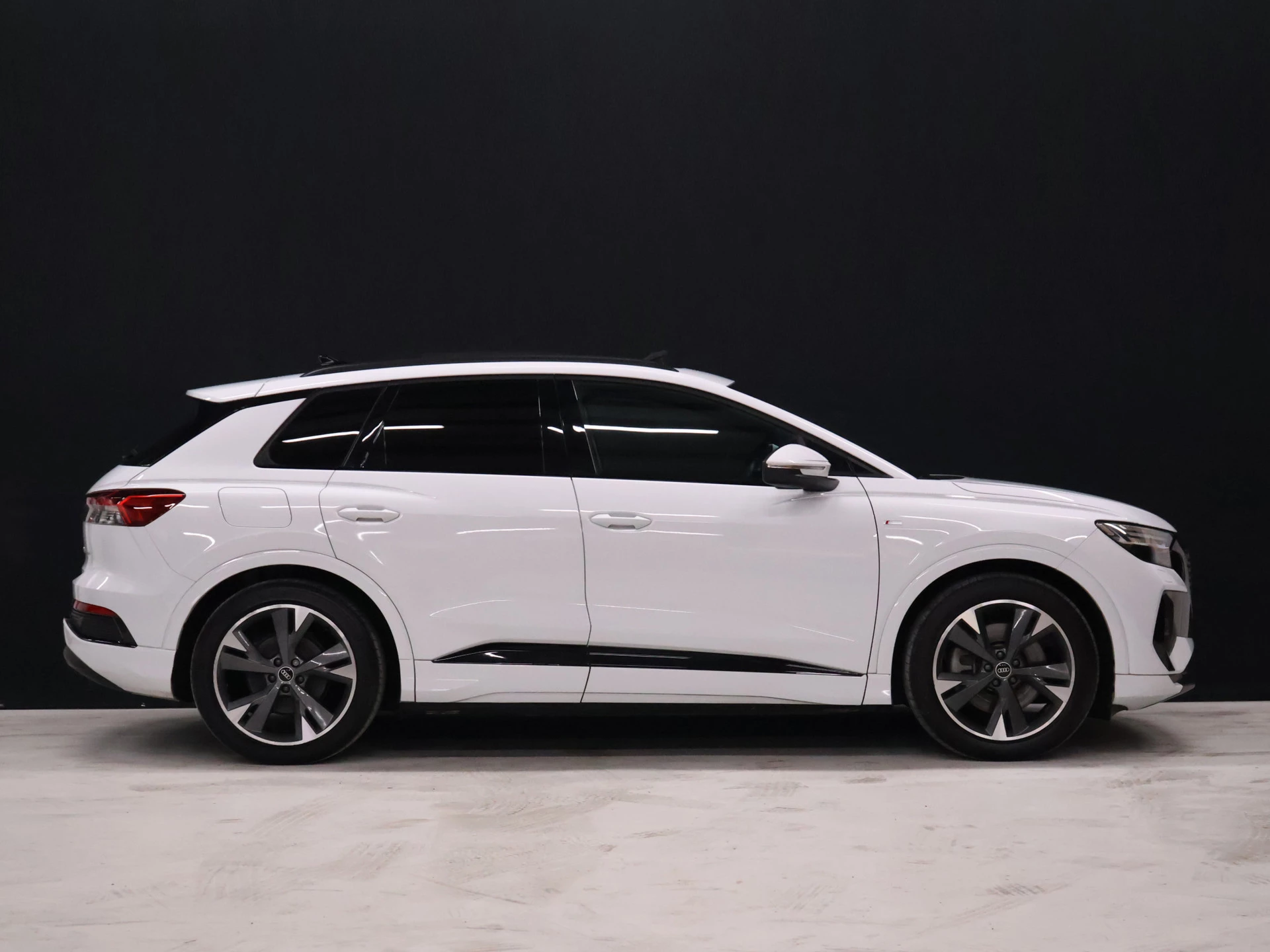 Hoofdafbeelding Audi Q4 e-tron