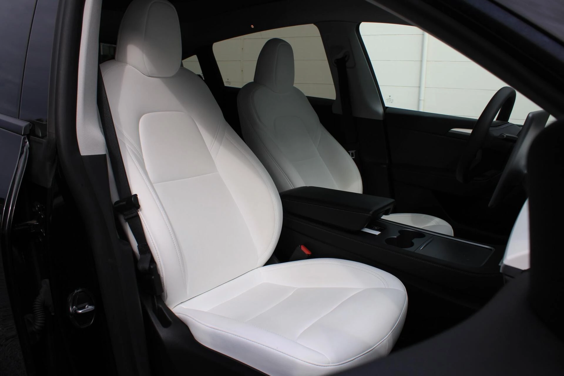 Hoofdafbeelding Tesla Model Y