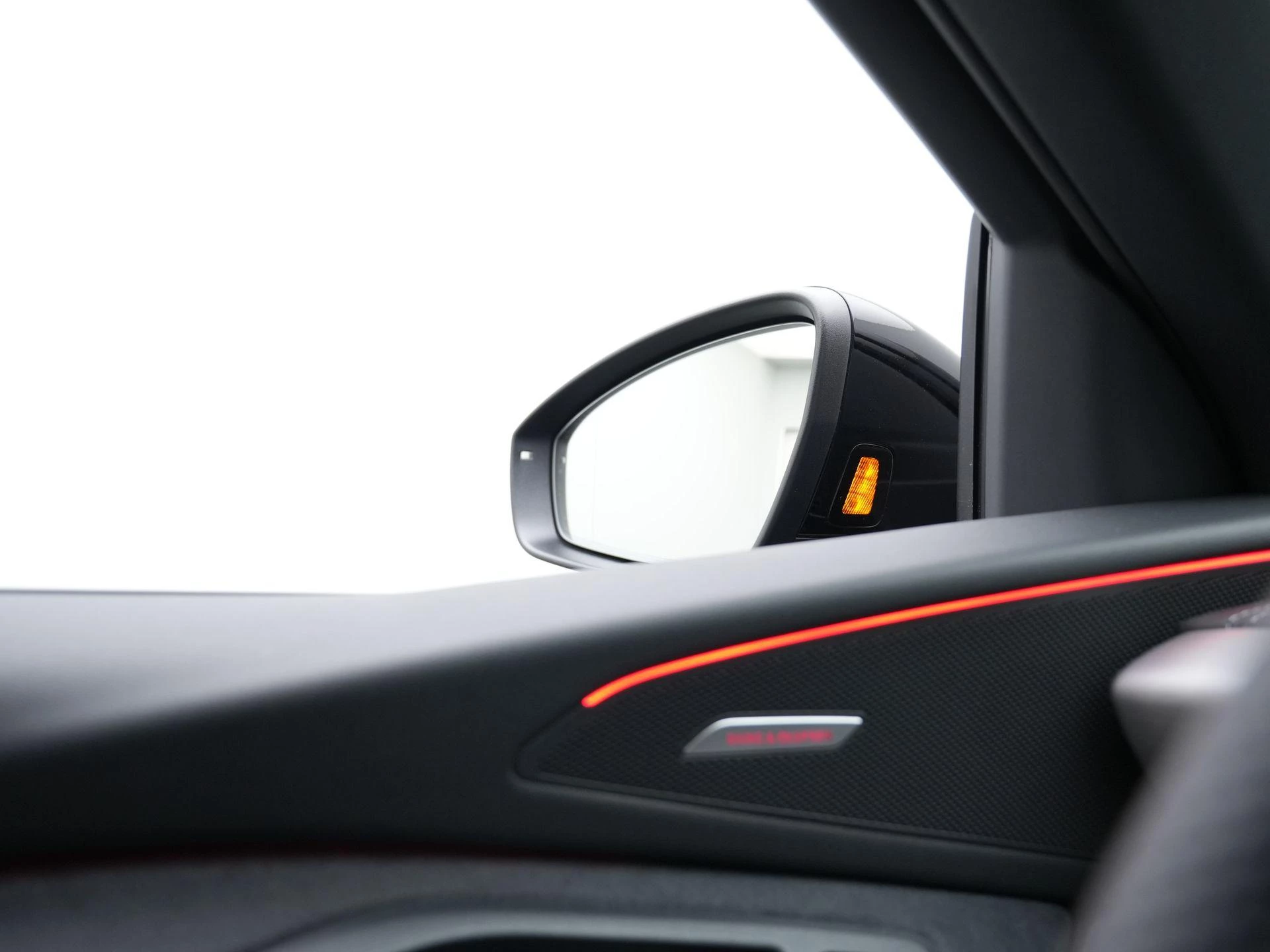 Hoofdafbeelding Audi SQ6 e-tron
