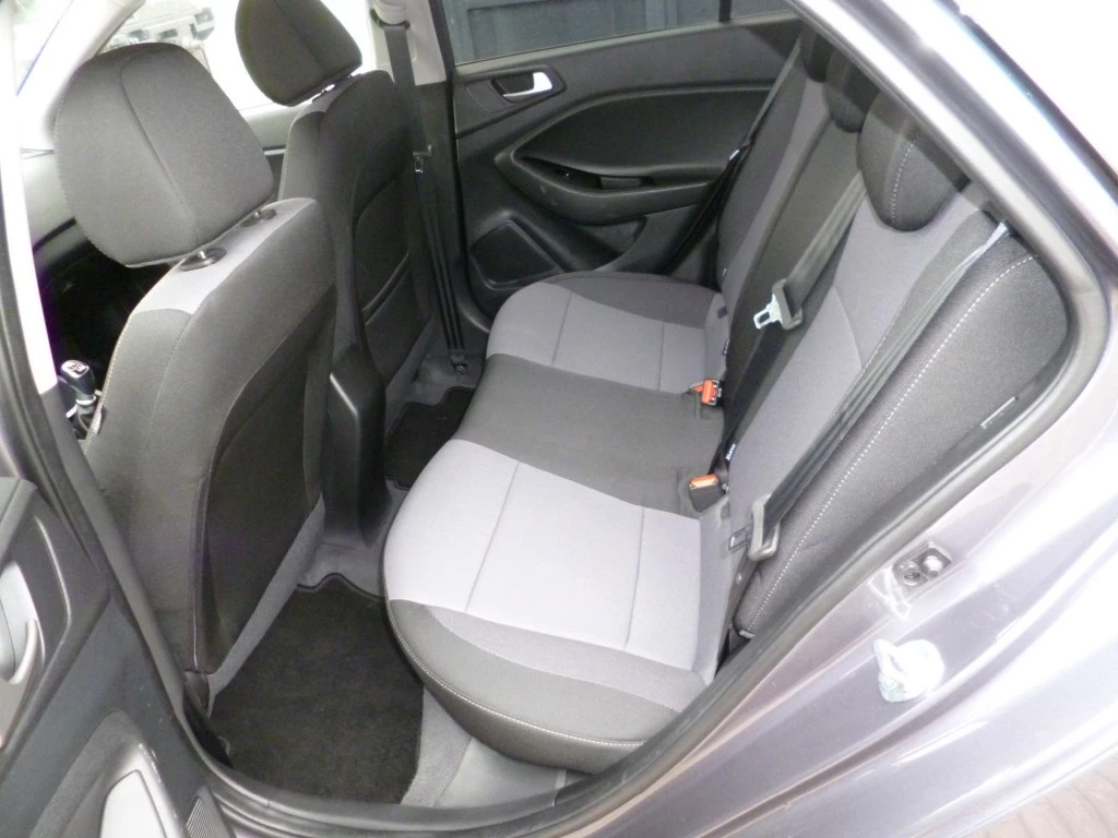 Hoofdafbeelding Hyundai i20