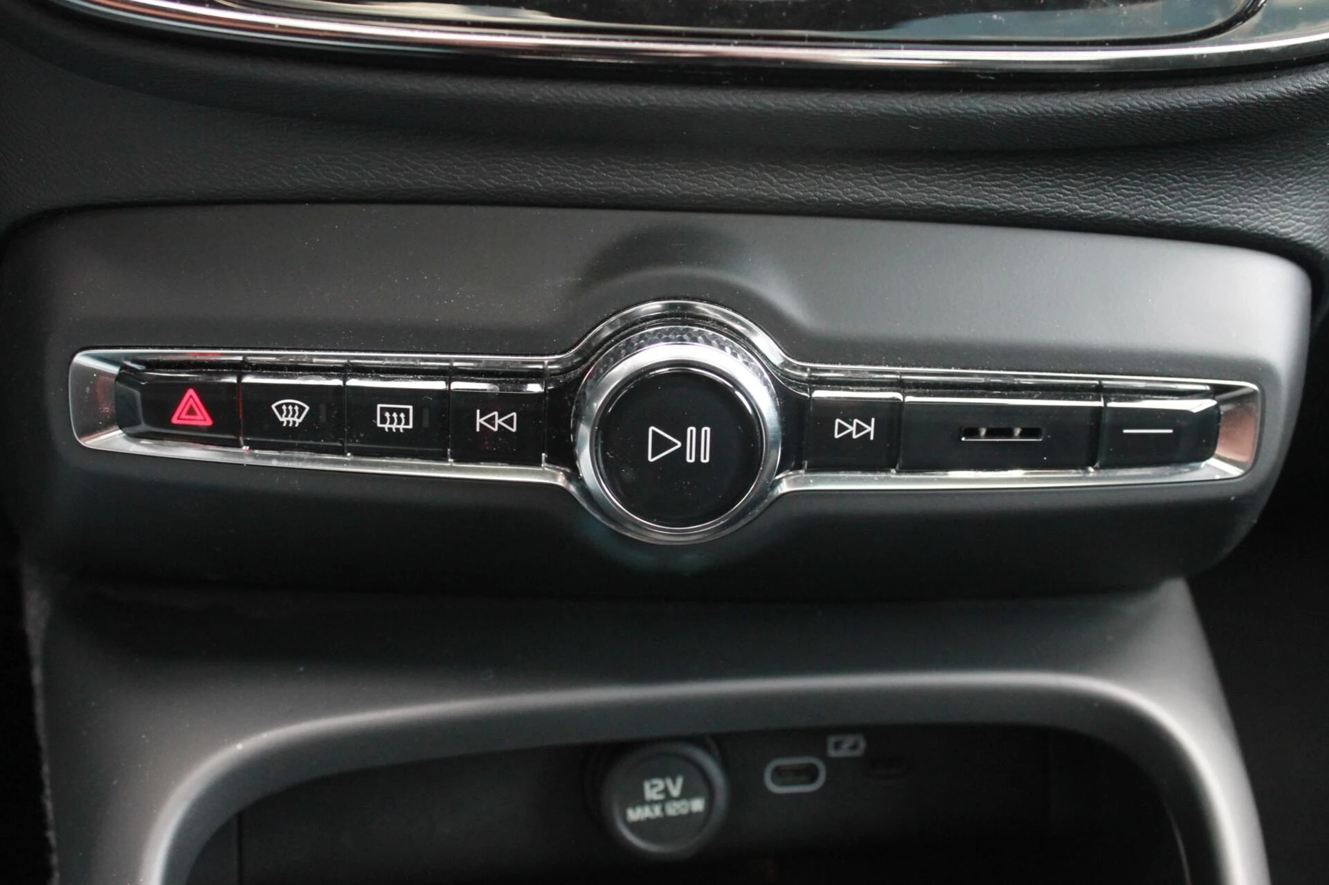 Hoofdafbeelding Volvo C40