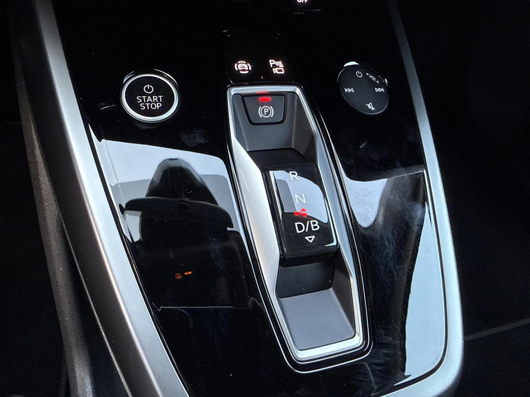 Hoofdafbeelding Audi Q4 e-tron