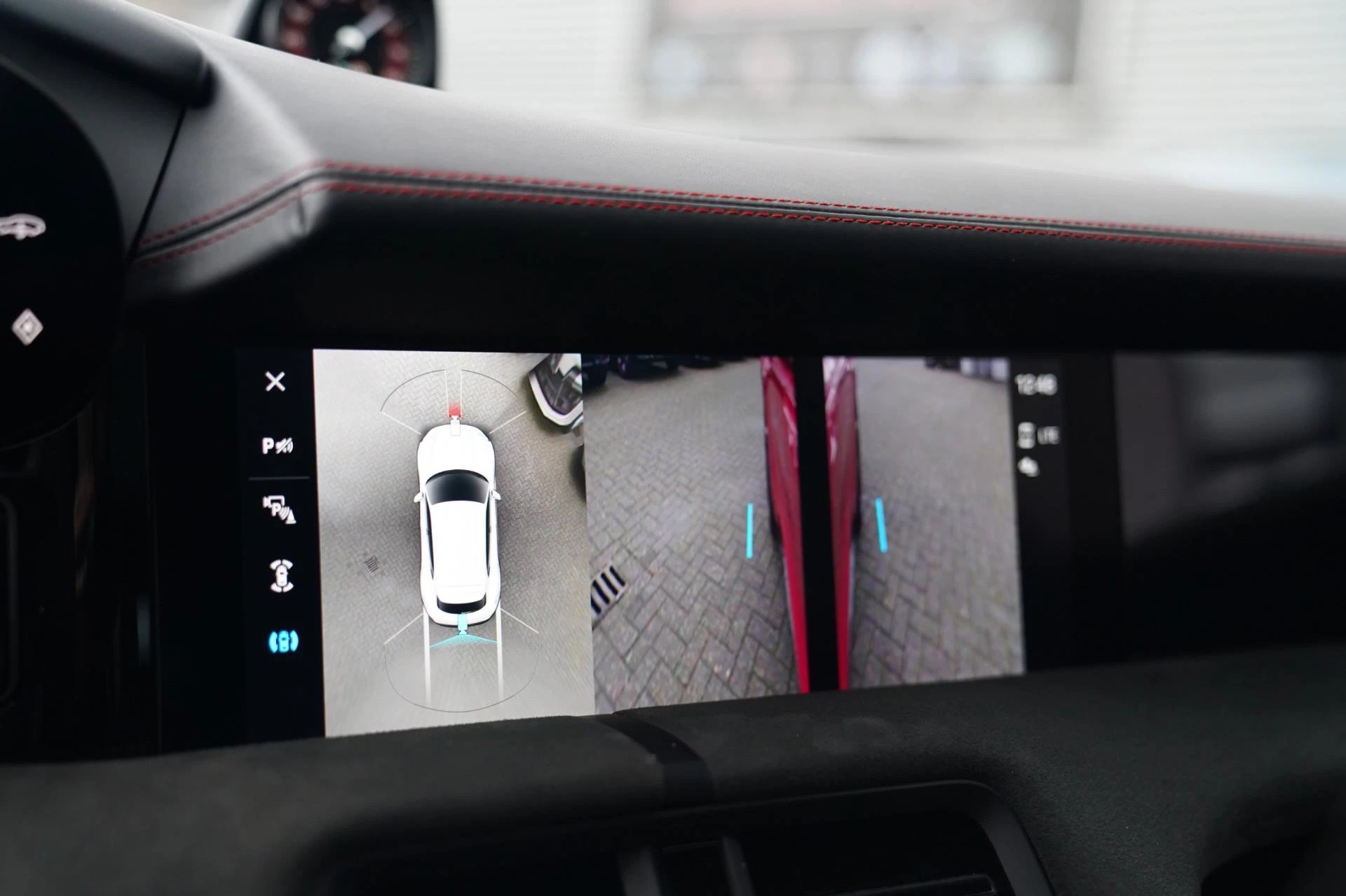 Hoofdafbeelding Porsche Taycan