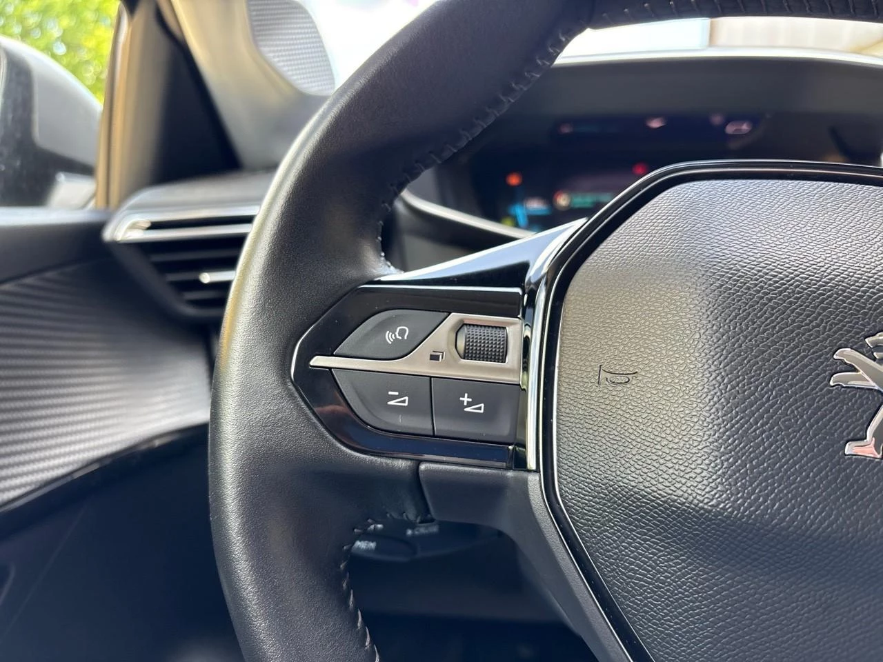 Hoofdafbeelding Peugeot e-208