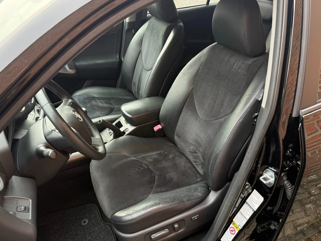 Hoofdafbeelding Toyota RAV4