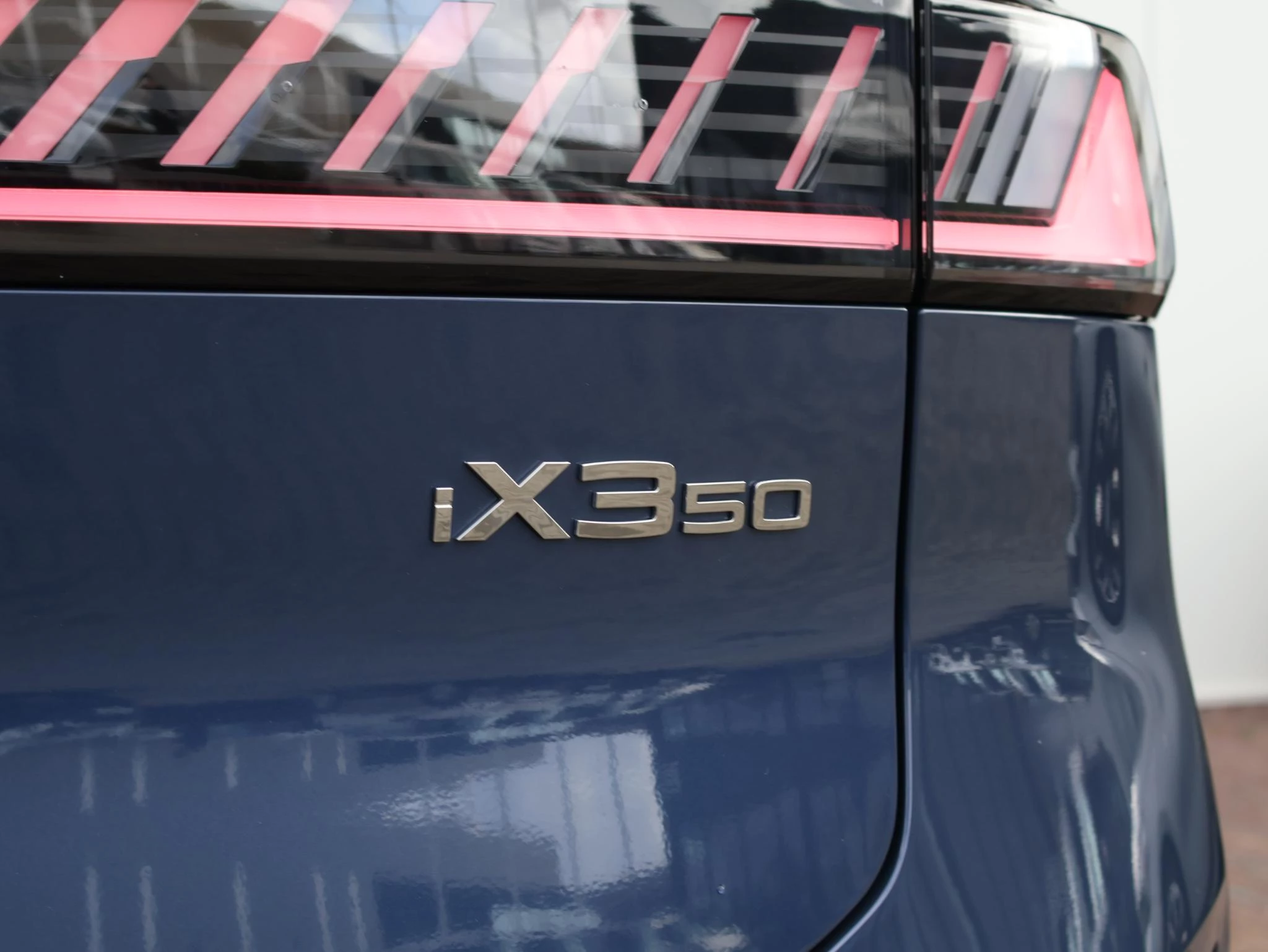 Hoofdafbeelding BMW iX3