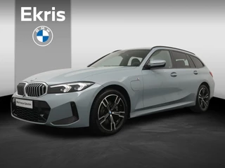 BMW 3-serie Touring 330e | M Sport | Trekhaak Elektrisch | Leder | Stoelverwarming | Camera | Parkeersensoren voor en achter | Comfort Access |