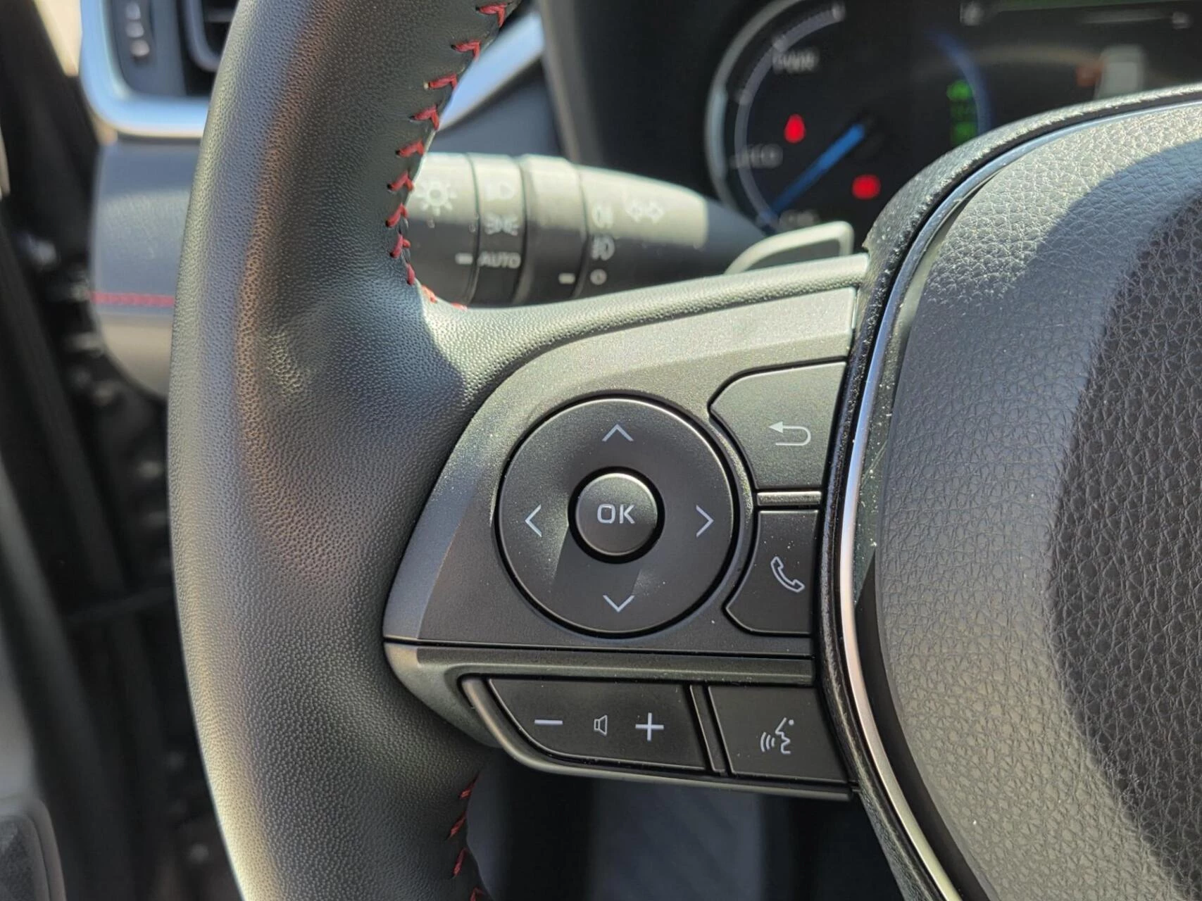 Hoofdafbeelding Suzuki Across