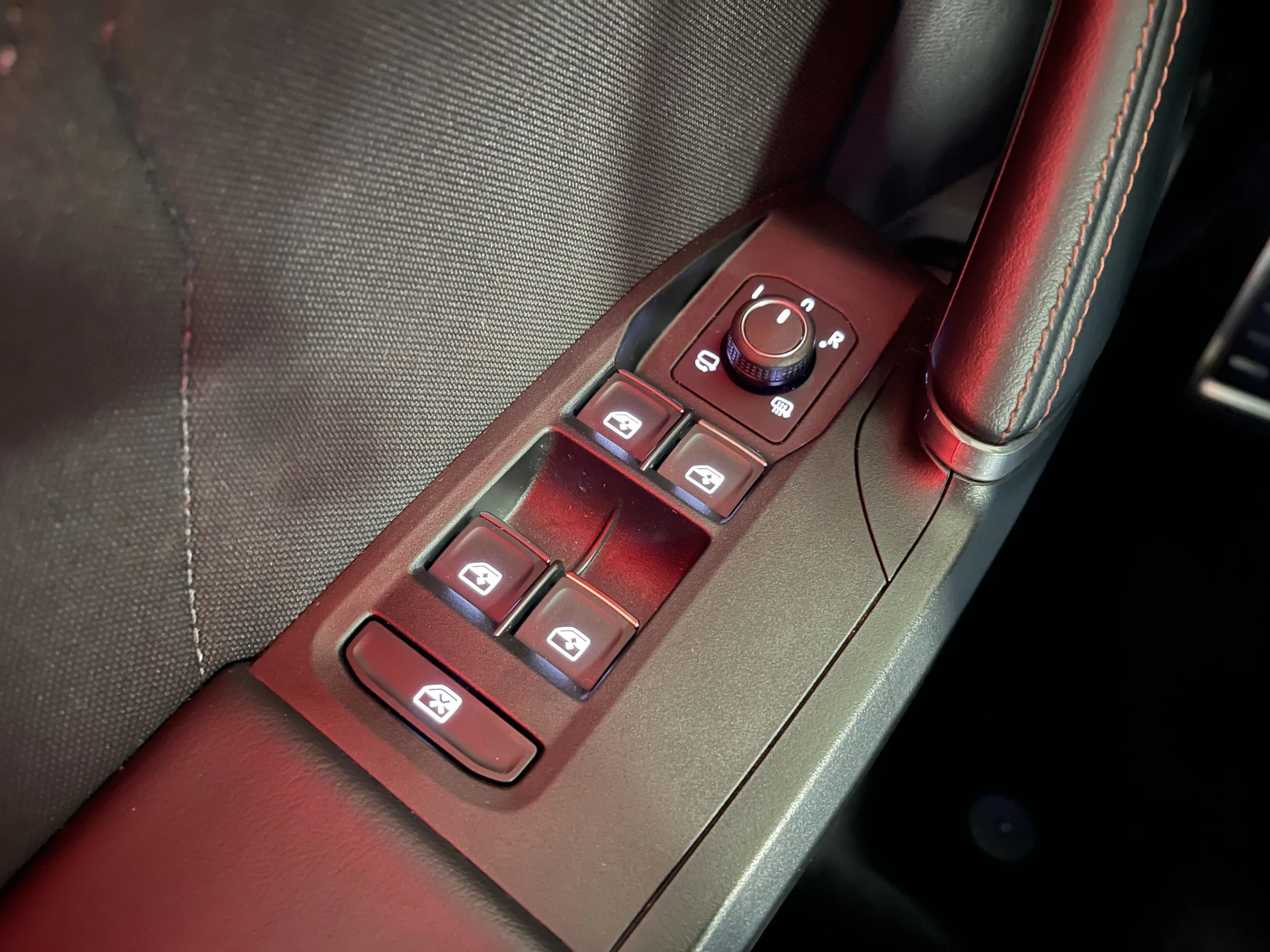 Hoofdafbeelding CUPRA Leon