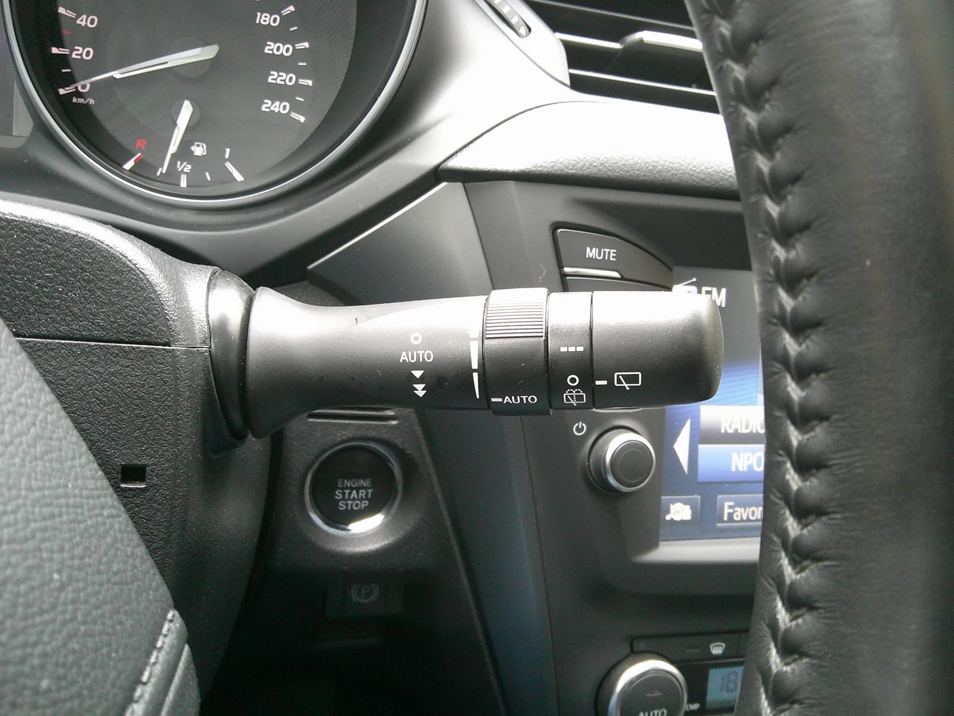 Hoofdafbeelding Toyota Avensis