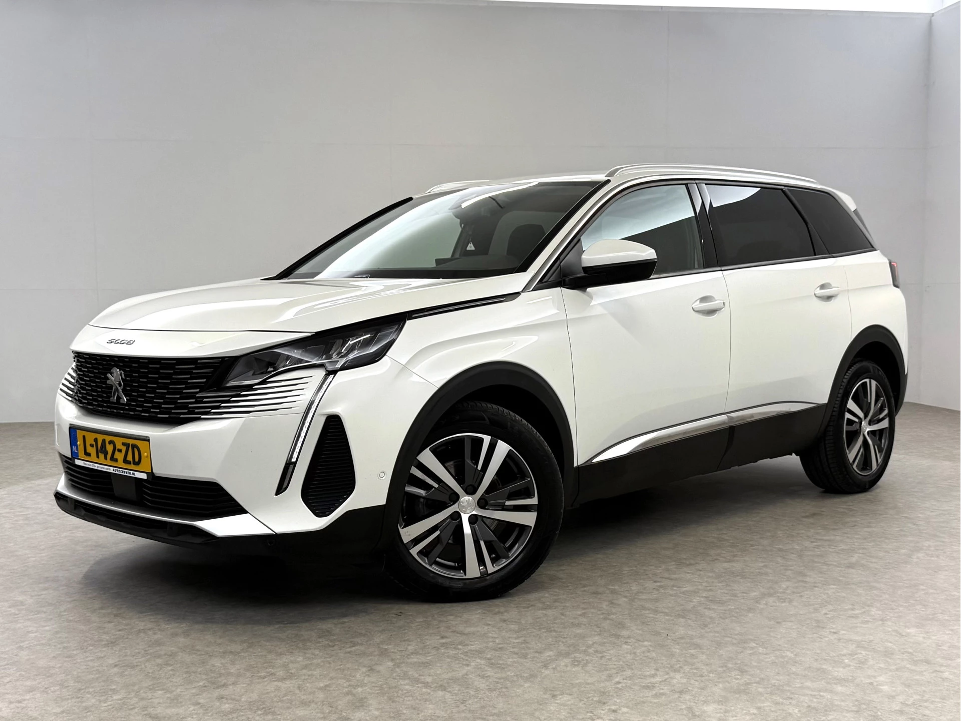 Hoofdafbeelding Peugeot 5008