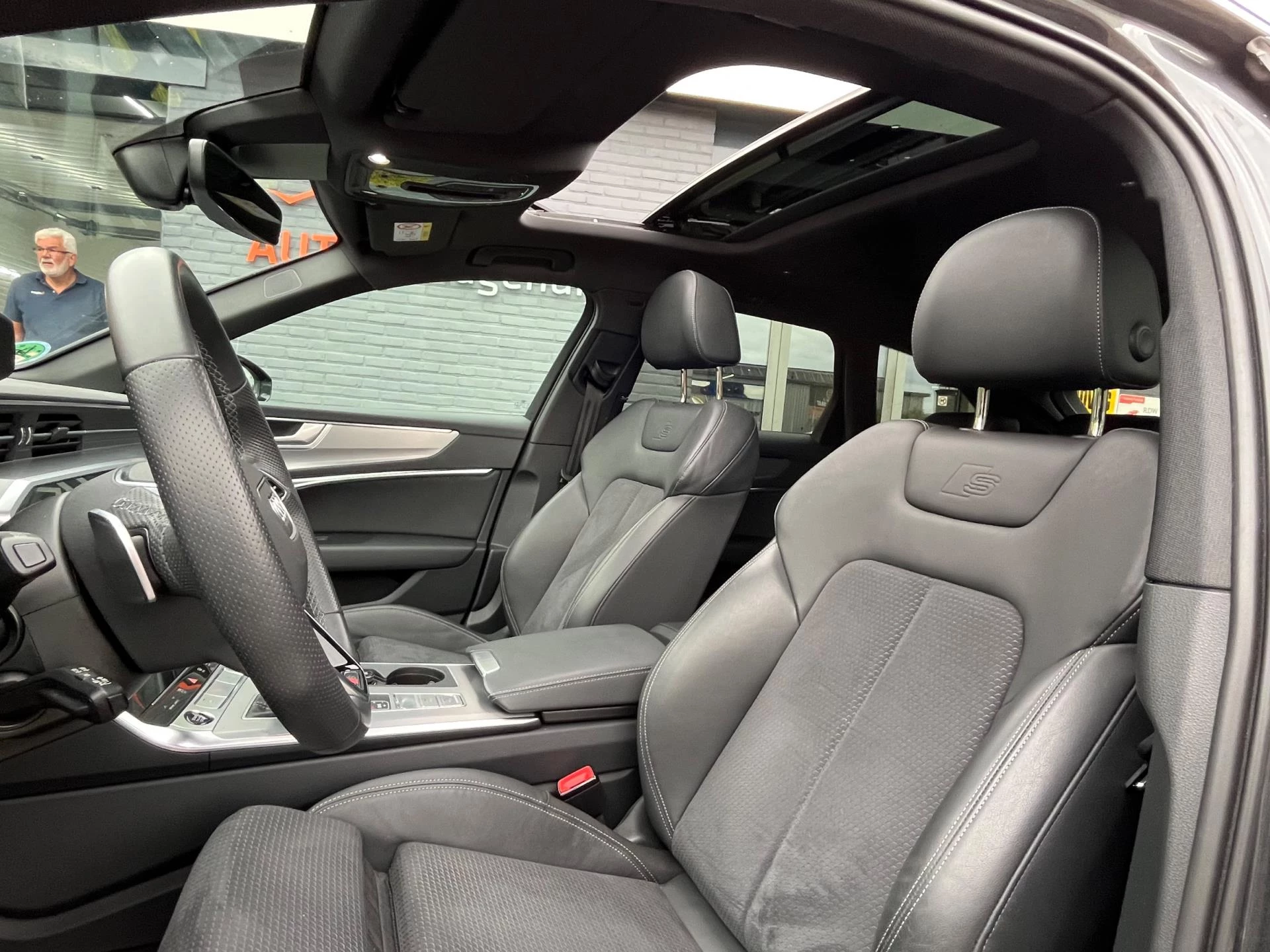 Hoofdafbeelding Audi A6