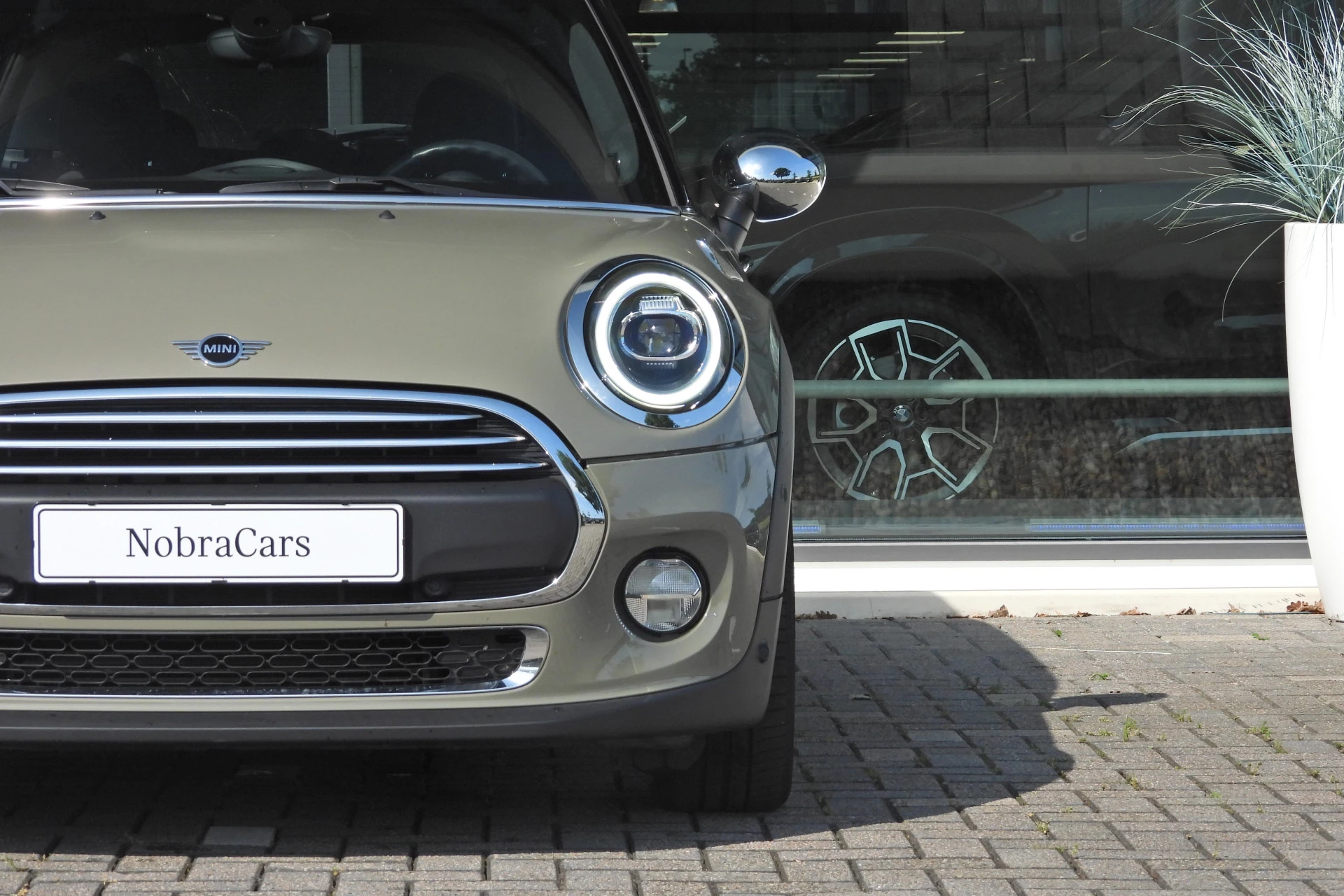 Hoofdafbeelding MINI One