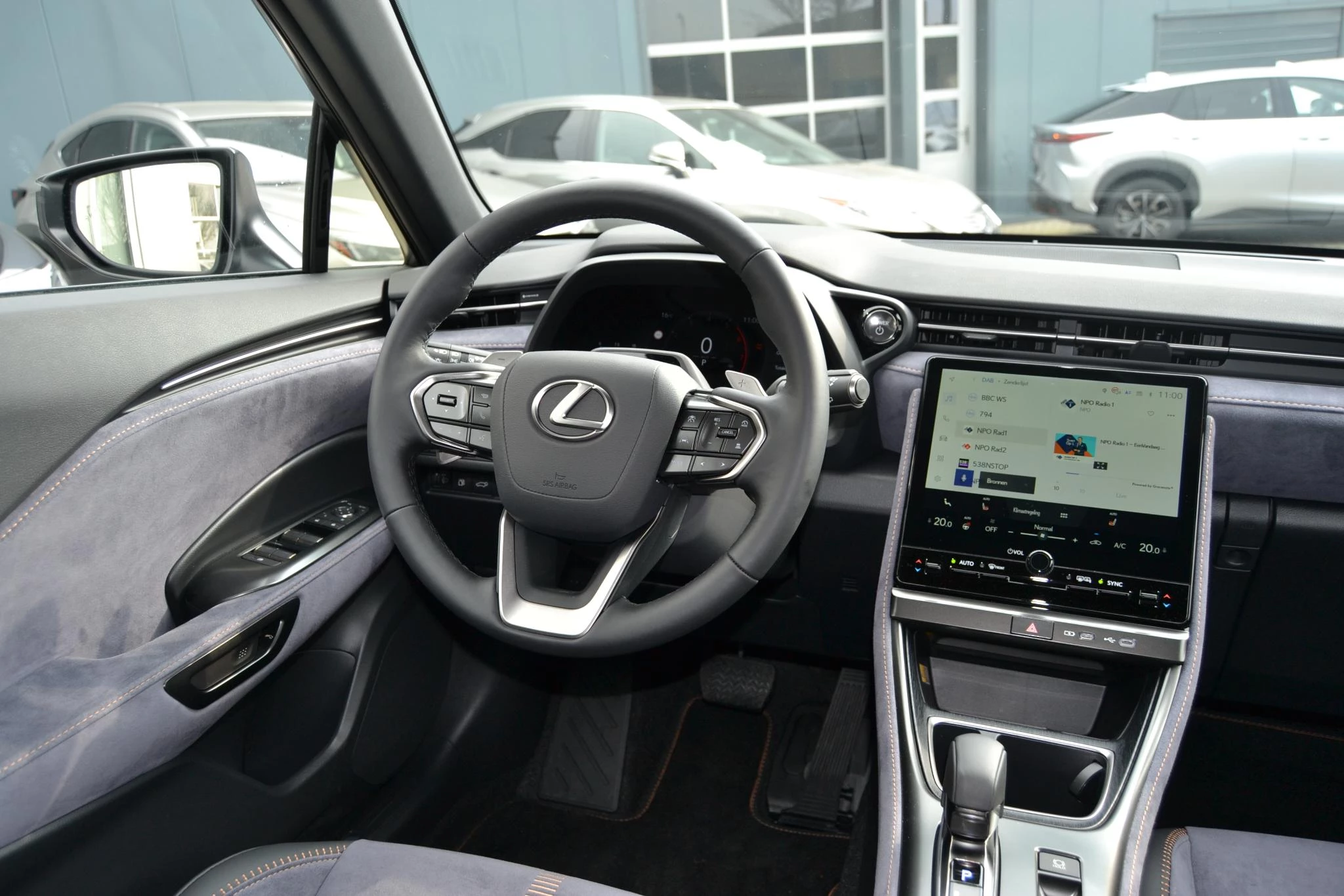 Hoofdafbeelding Lexus LBX